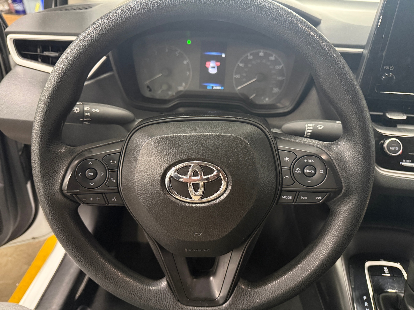 Thumbnail: 2025 Toyota Corolla - 5