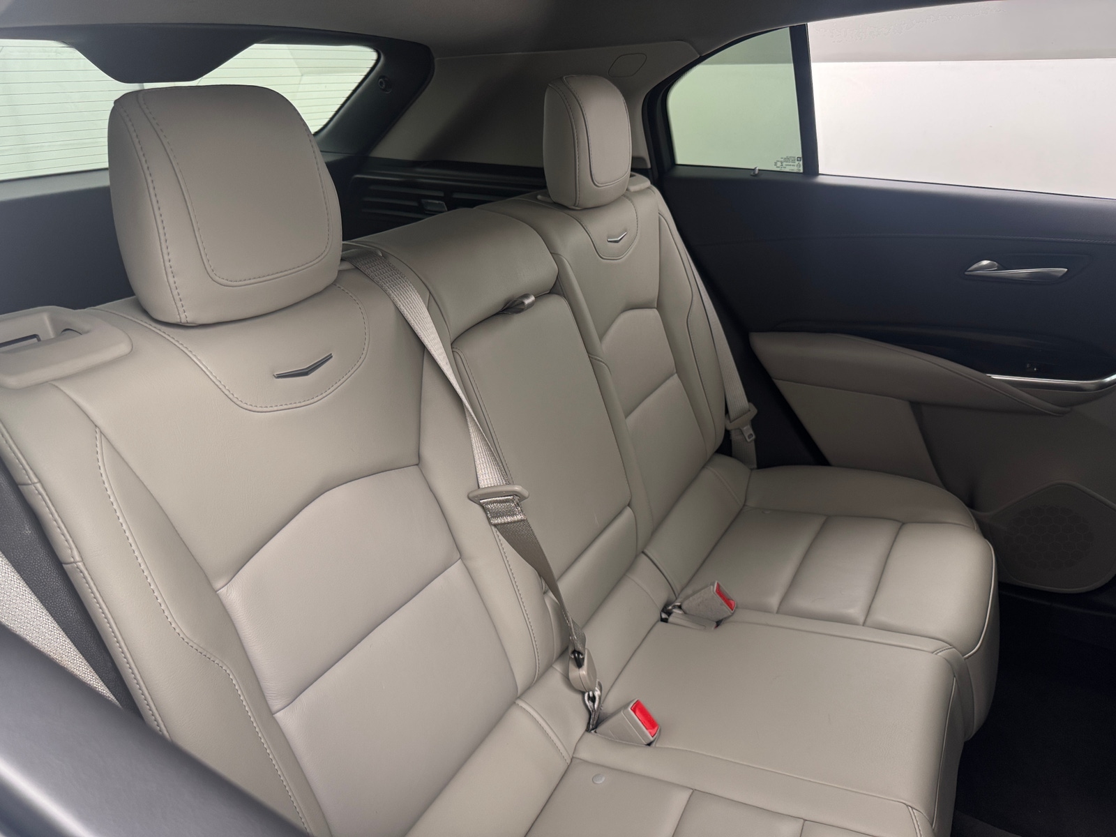 Thumbnail: 2023 Cadillac XT4 - 5