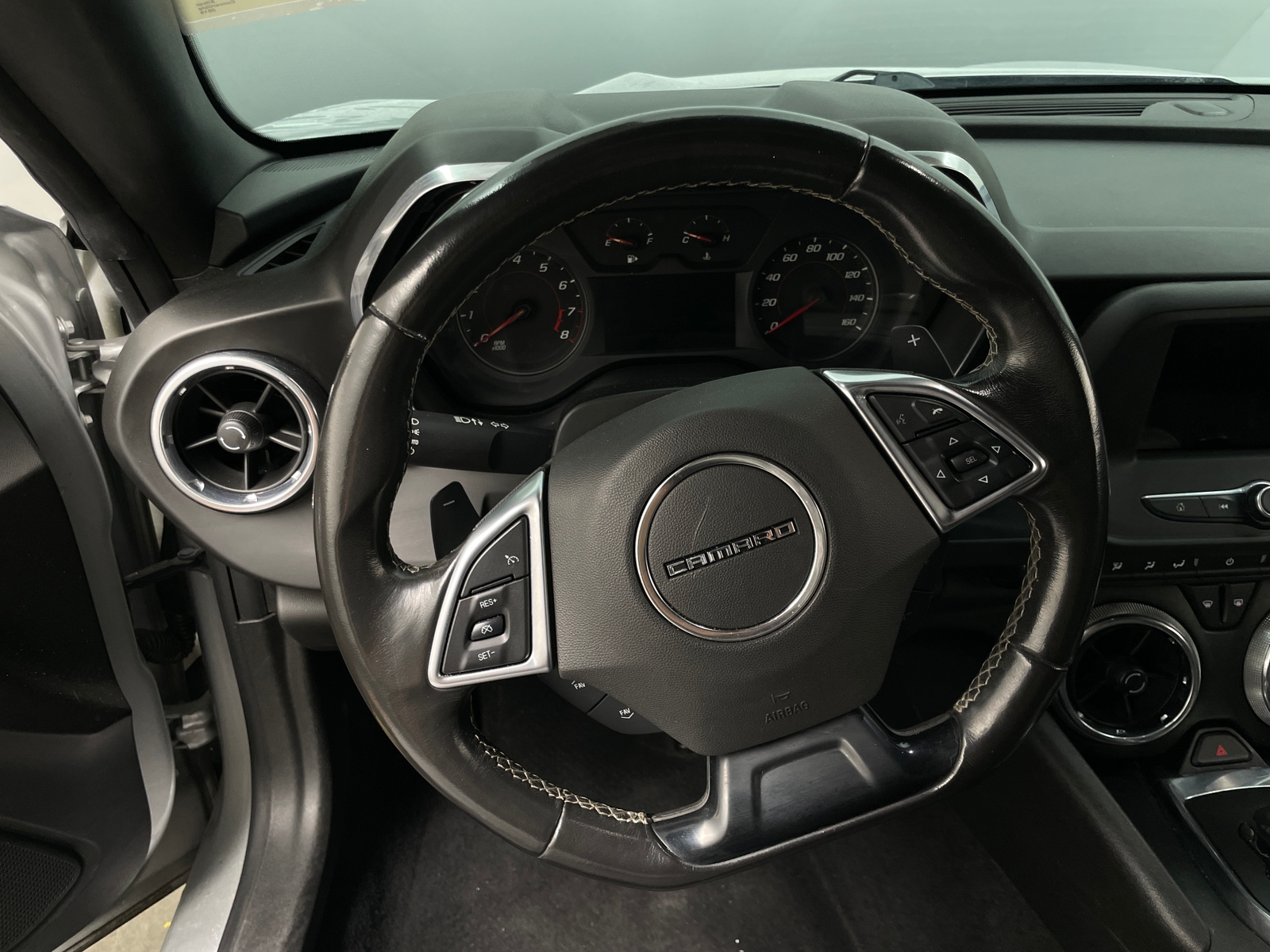 Thumbnail: 2019 Chevrolet Camaro - 5