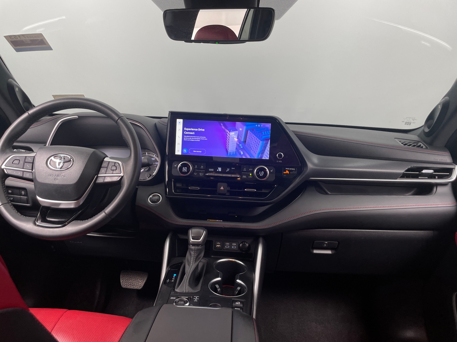 Thumbnail: 2023 Toyota Highlander - 2