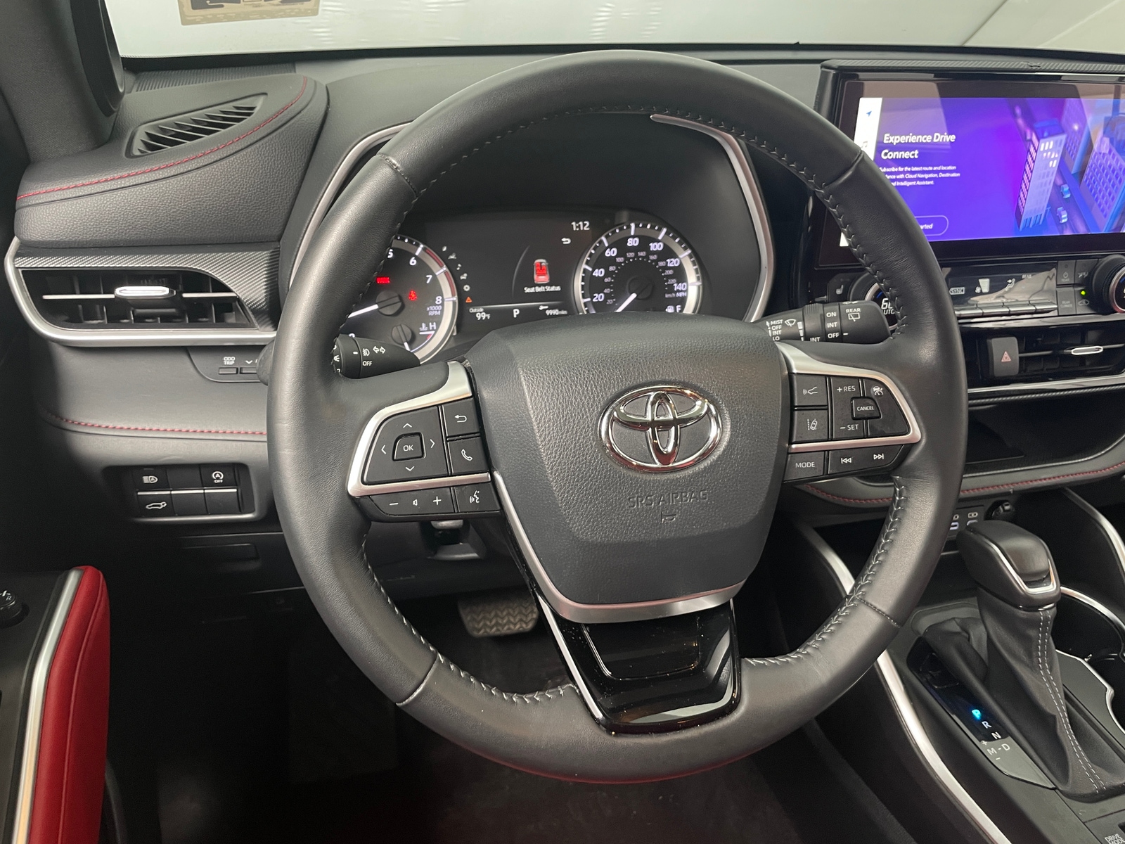 Thumbnail: 2023 Toyota Highlander - 4