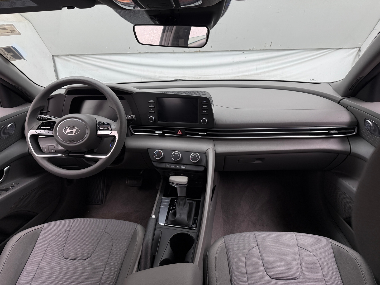 Thumbnail: 2025 Hyundai Elantra - 3