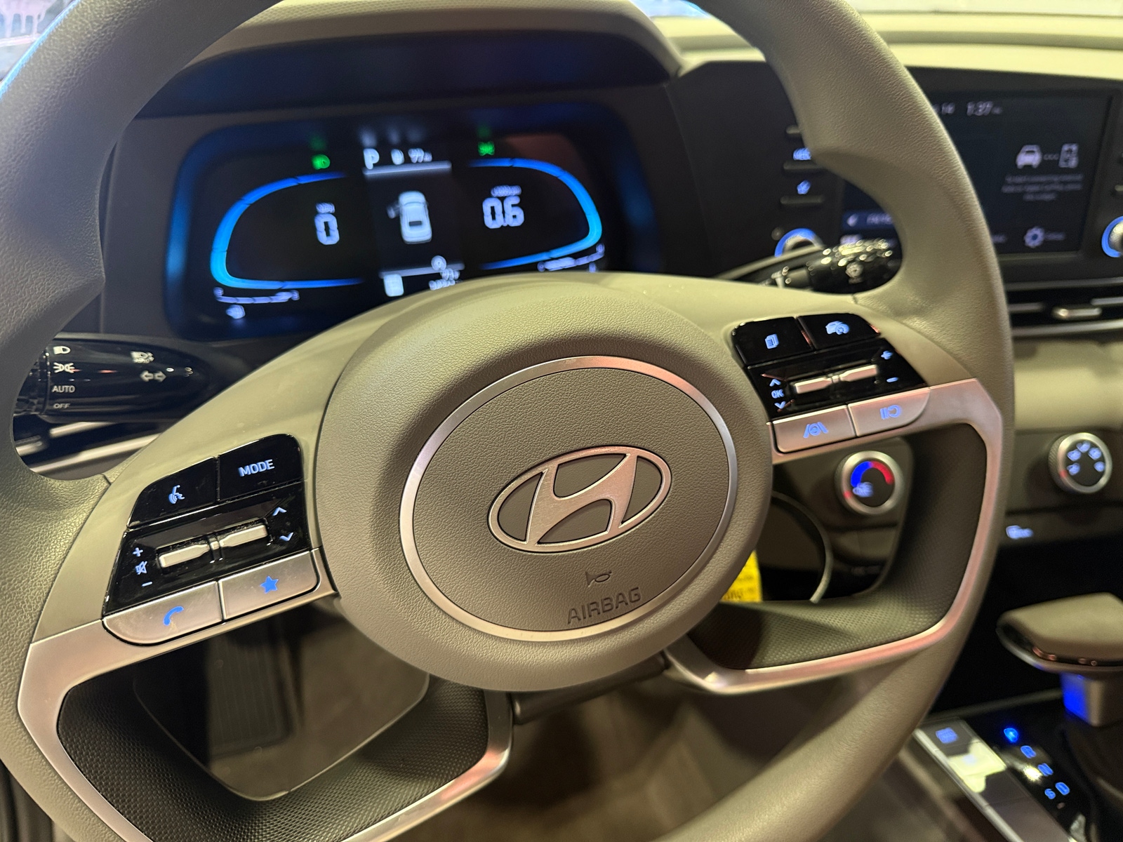 Thumbnail: 2025 Hyundai Elantra - 5