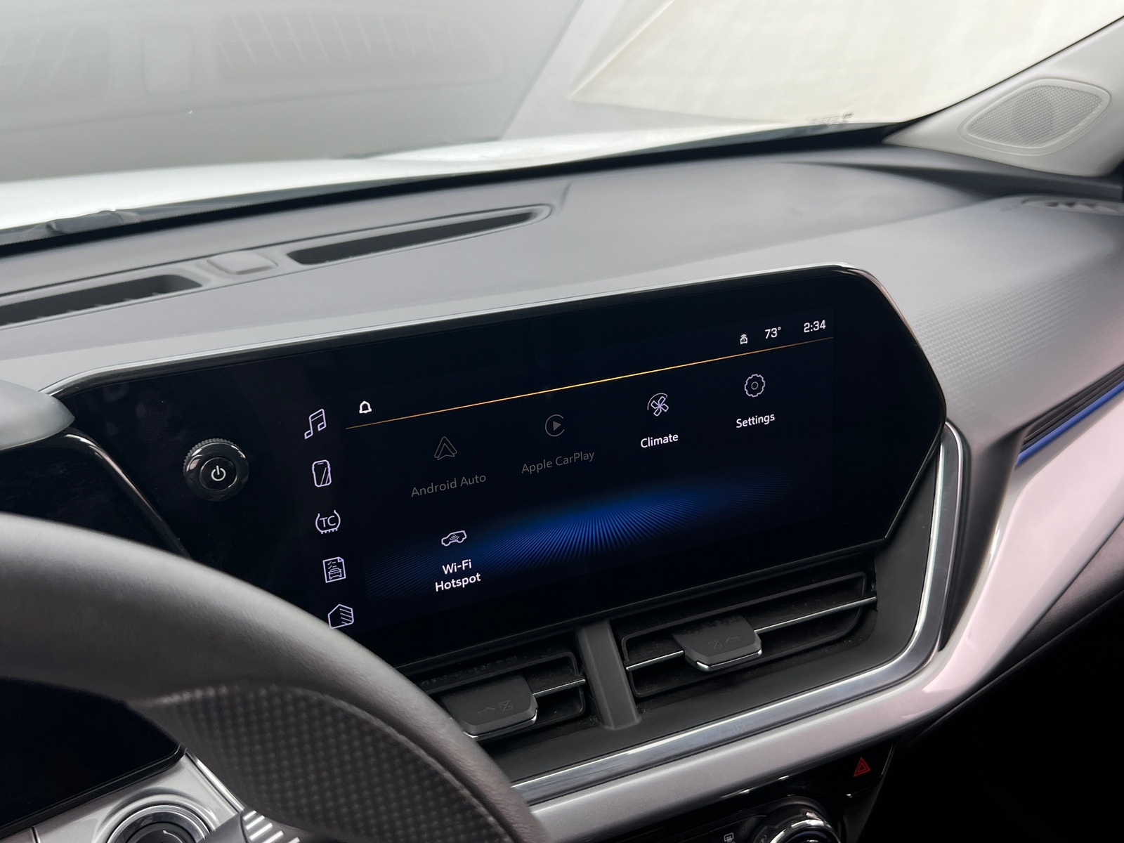 Thumbnail: 2024 Chevrolet Trax - 3
