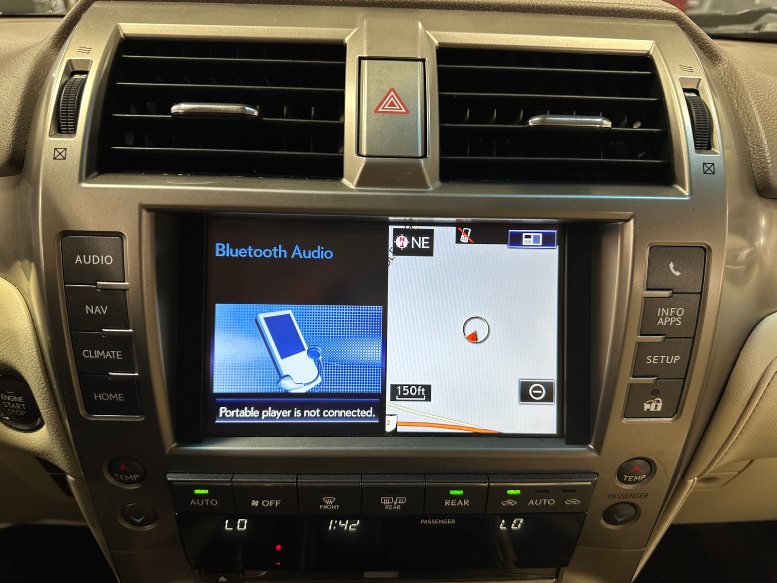 Thumbnail: 2015 Lexus GX - 3