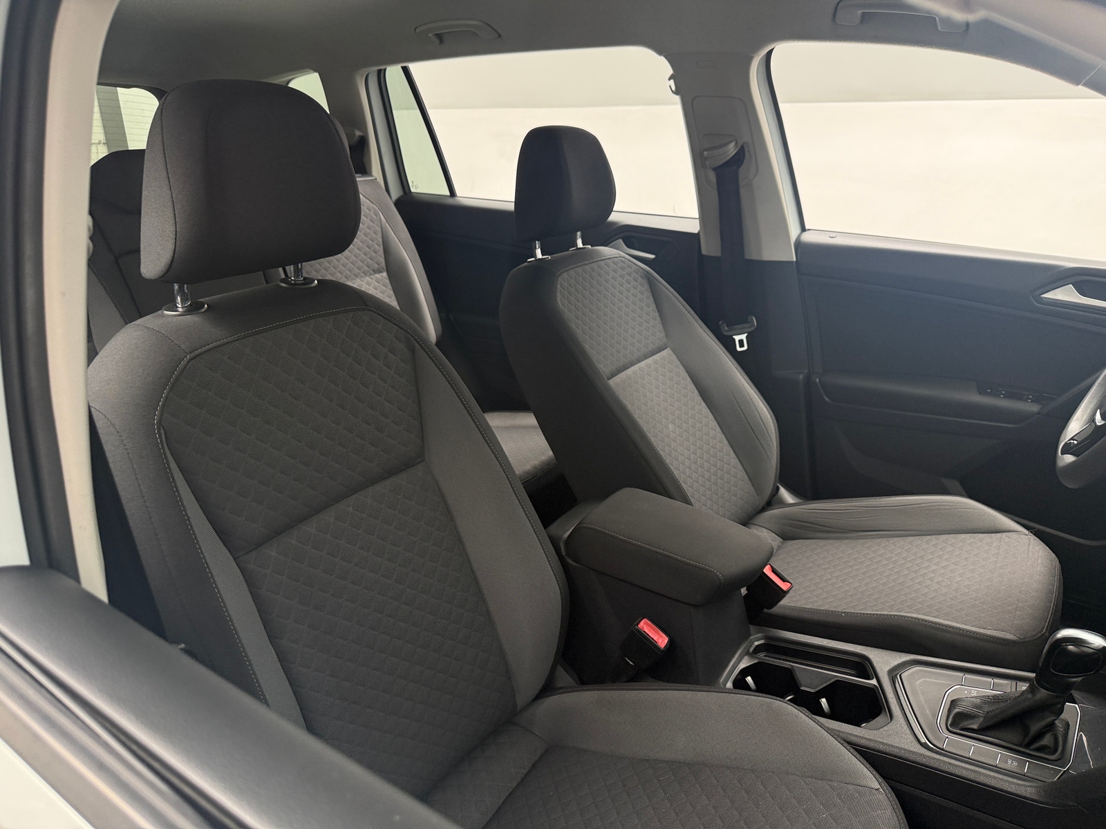 Thumbnail: 2019 Volkswagen Tiguan - 2