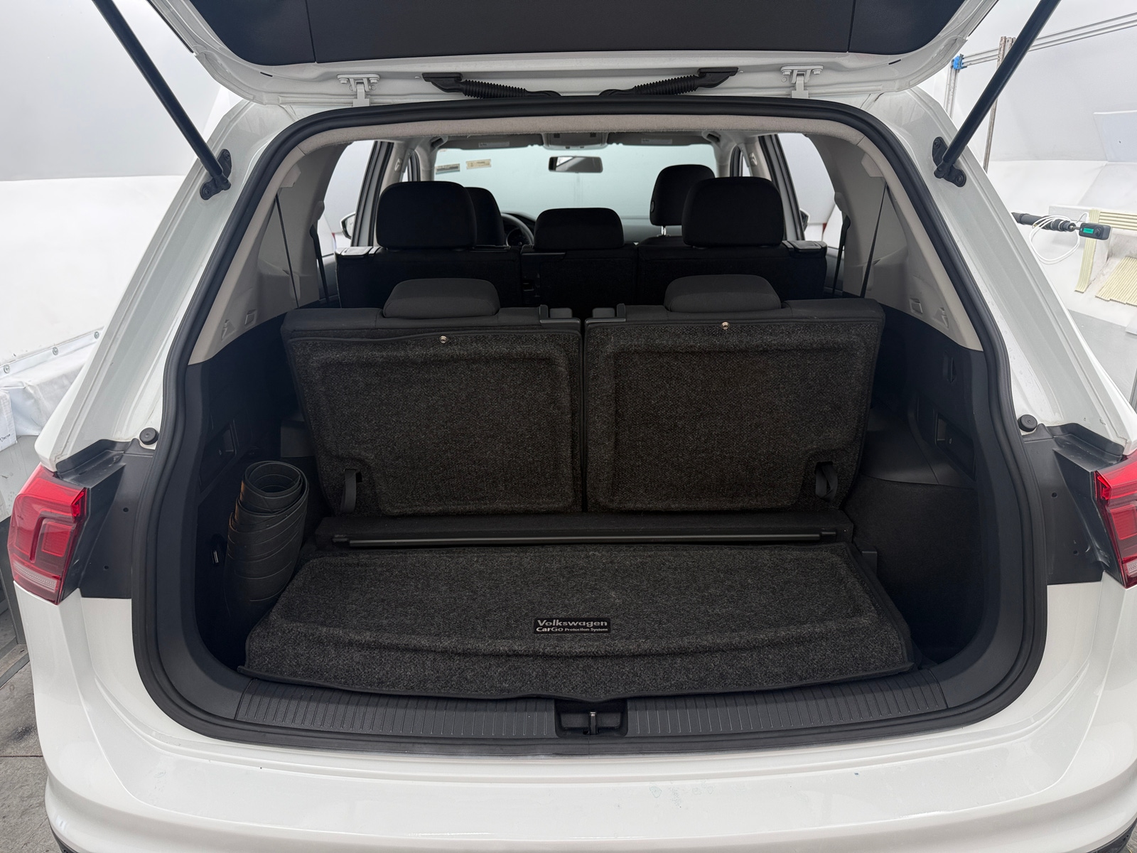 Thumbnail: 2019 Volkswagen Tiguan - 7