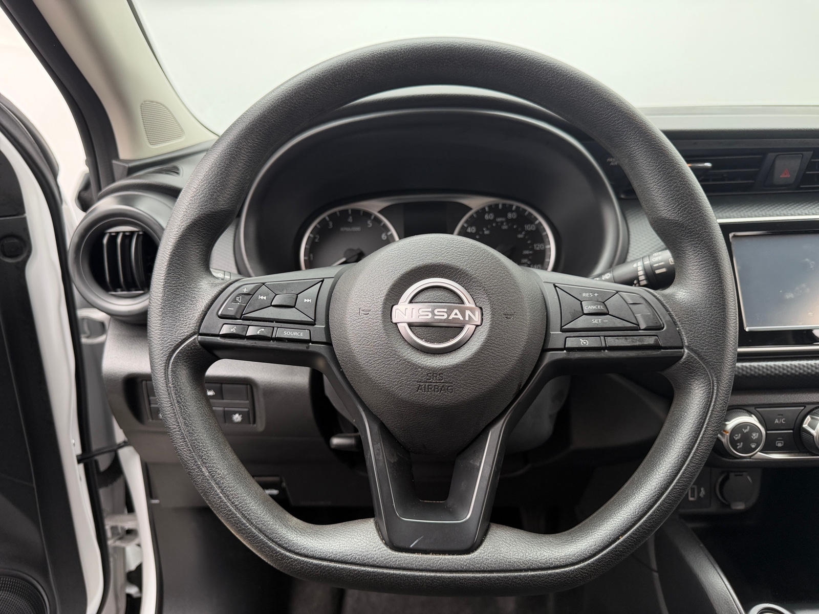 Thumbnail: 2024 Nissan Kicks - 5
