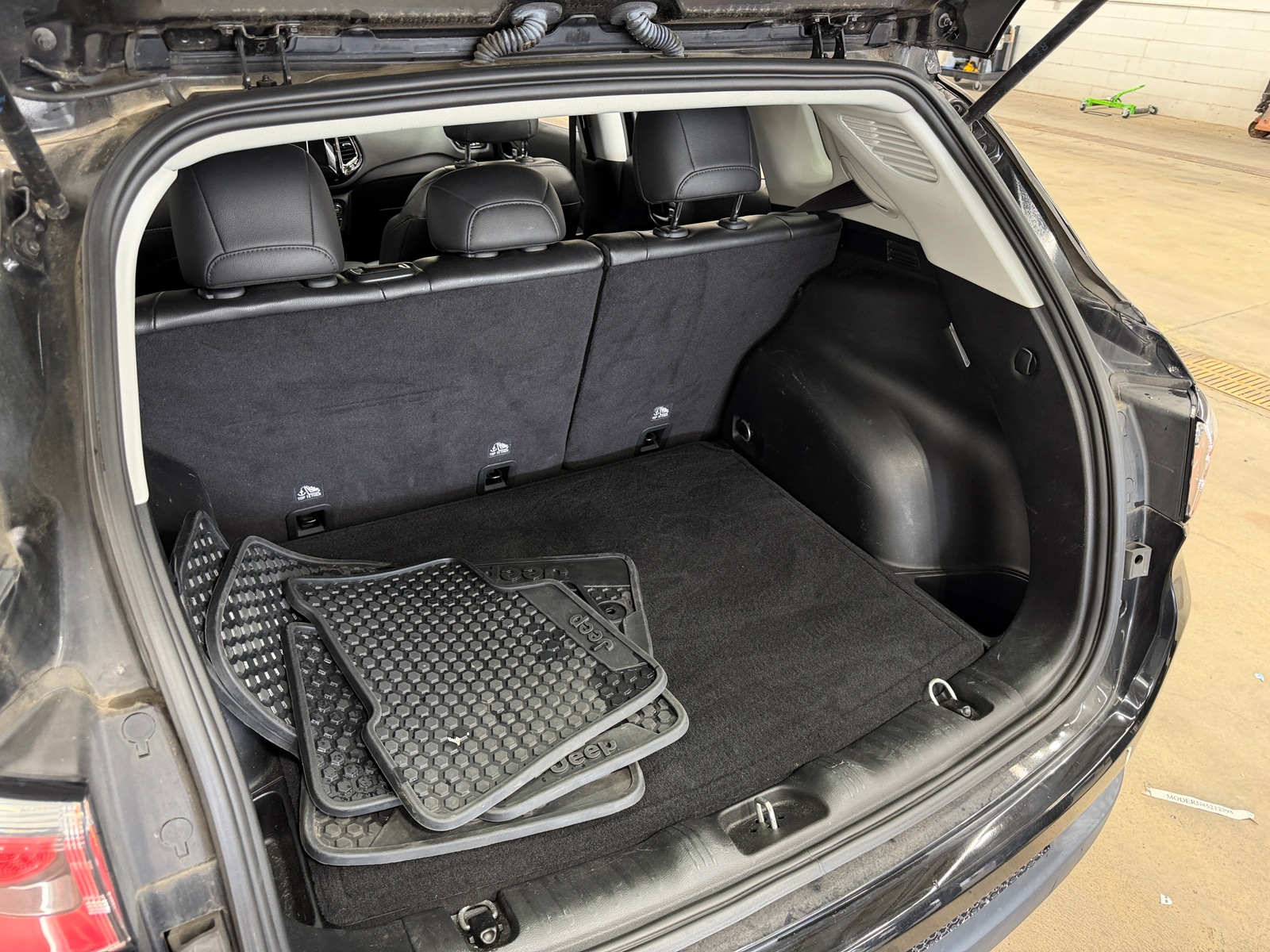 Thumbnail: 2019 Jeep Compass - 7