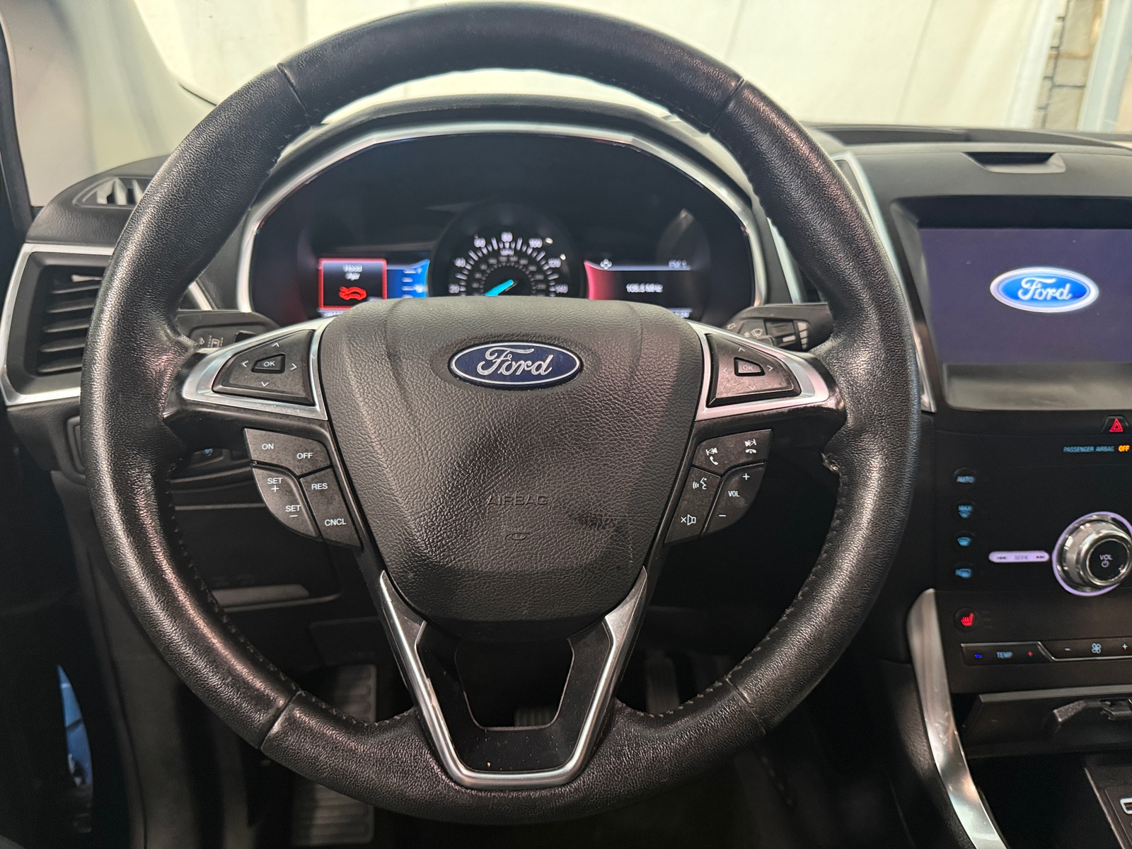 Thumbnail: 2020 Ford Edge - 4