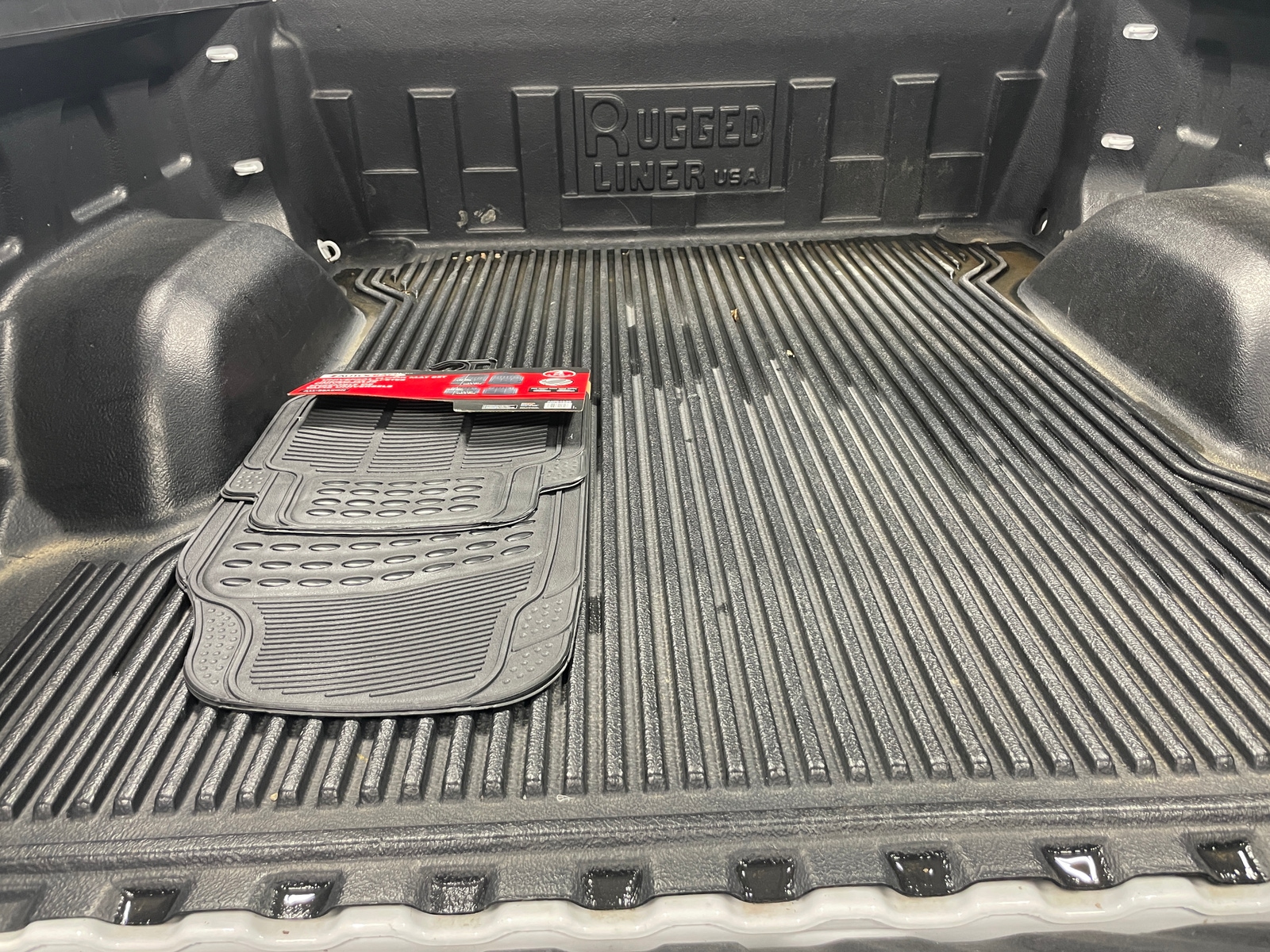 Thumbnail: 2025 Chevrolet Silverado 1500 - 7