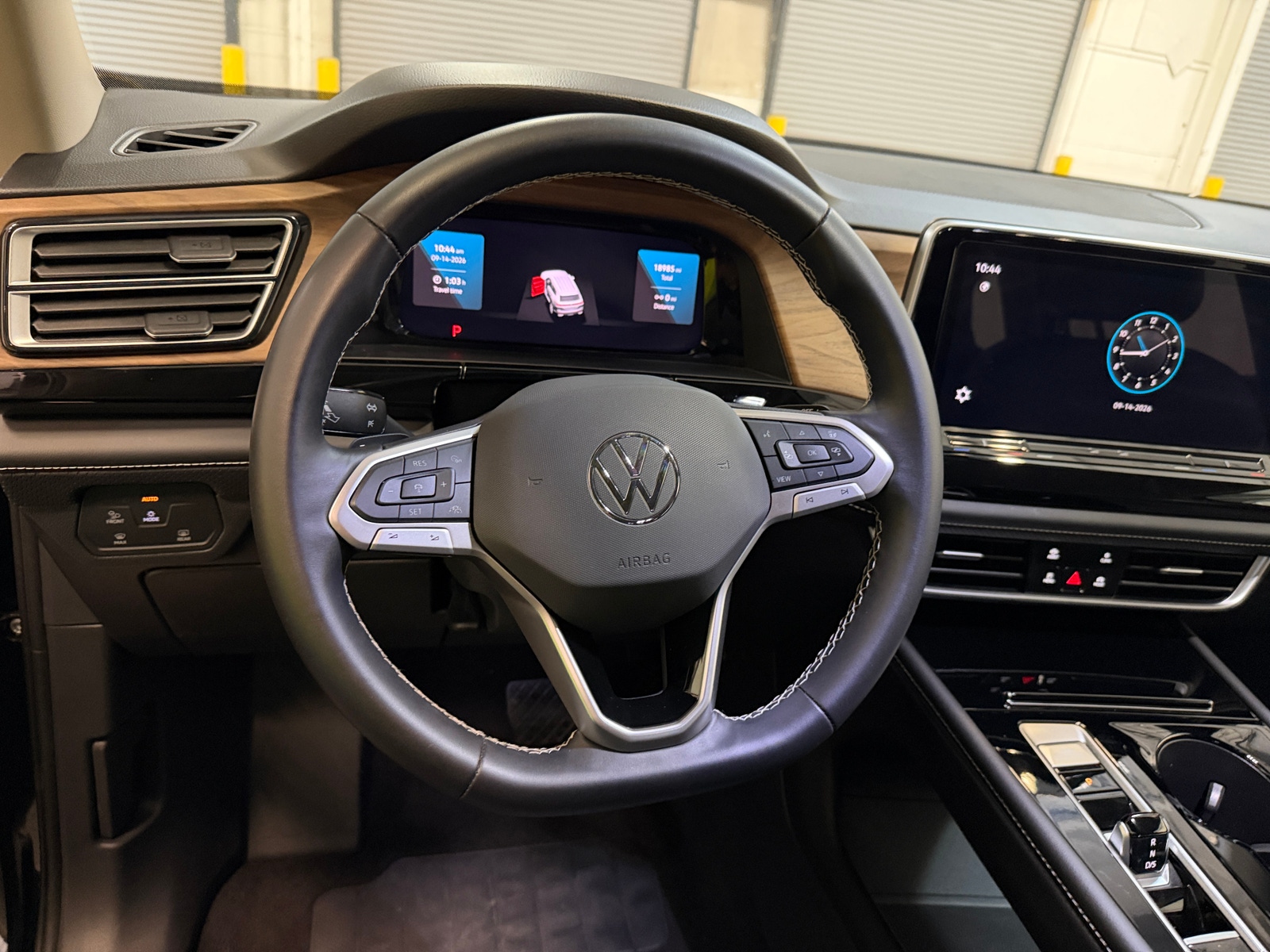 Thumbnail: 2026 Volkswagen Atlas - 4
