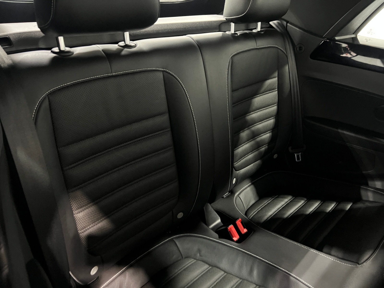 Thumbnail: 2014 Volkswagen Beetle - 5