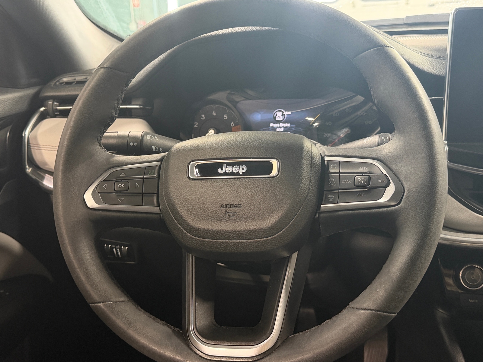 Thumbnail: 2023 Jeep Compass - 4