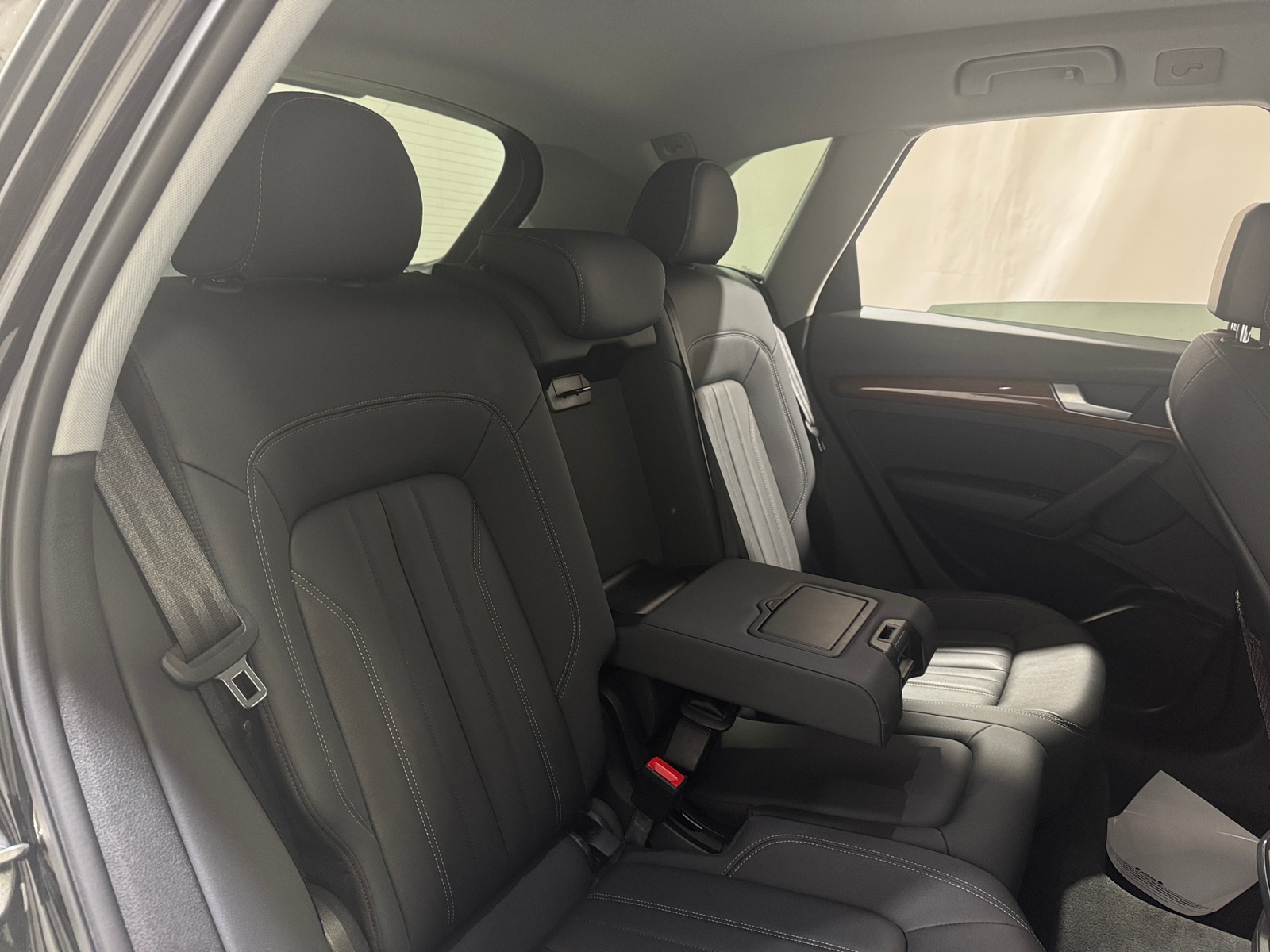 Thumbnail: 2021 Audi Q5 - 6