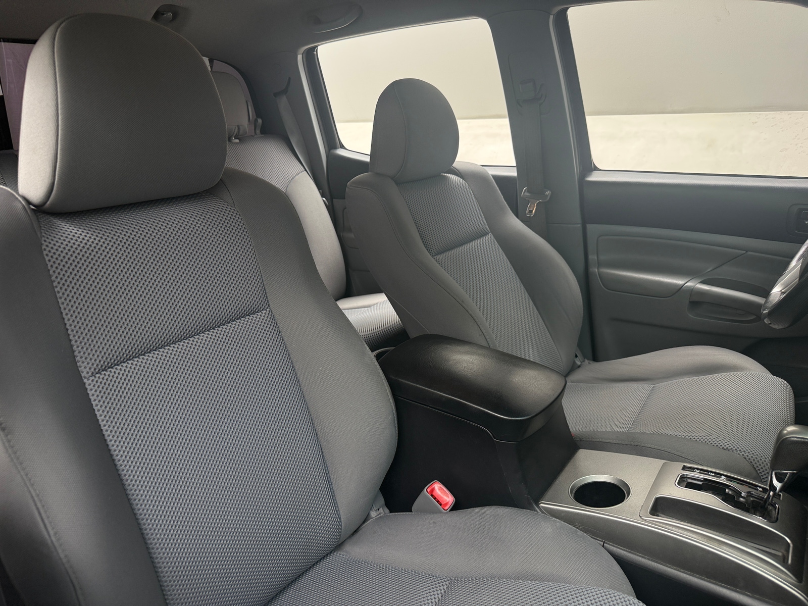 Thumbnail: 2015 Toyota Tacoma - 2