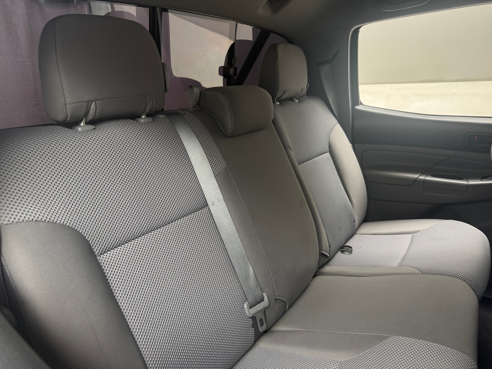 Thumbnail: 2015 Toyota Tacoma - 6