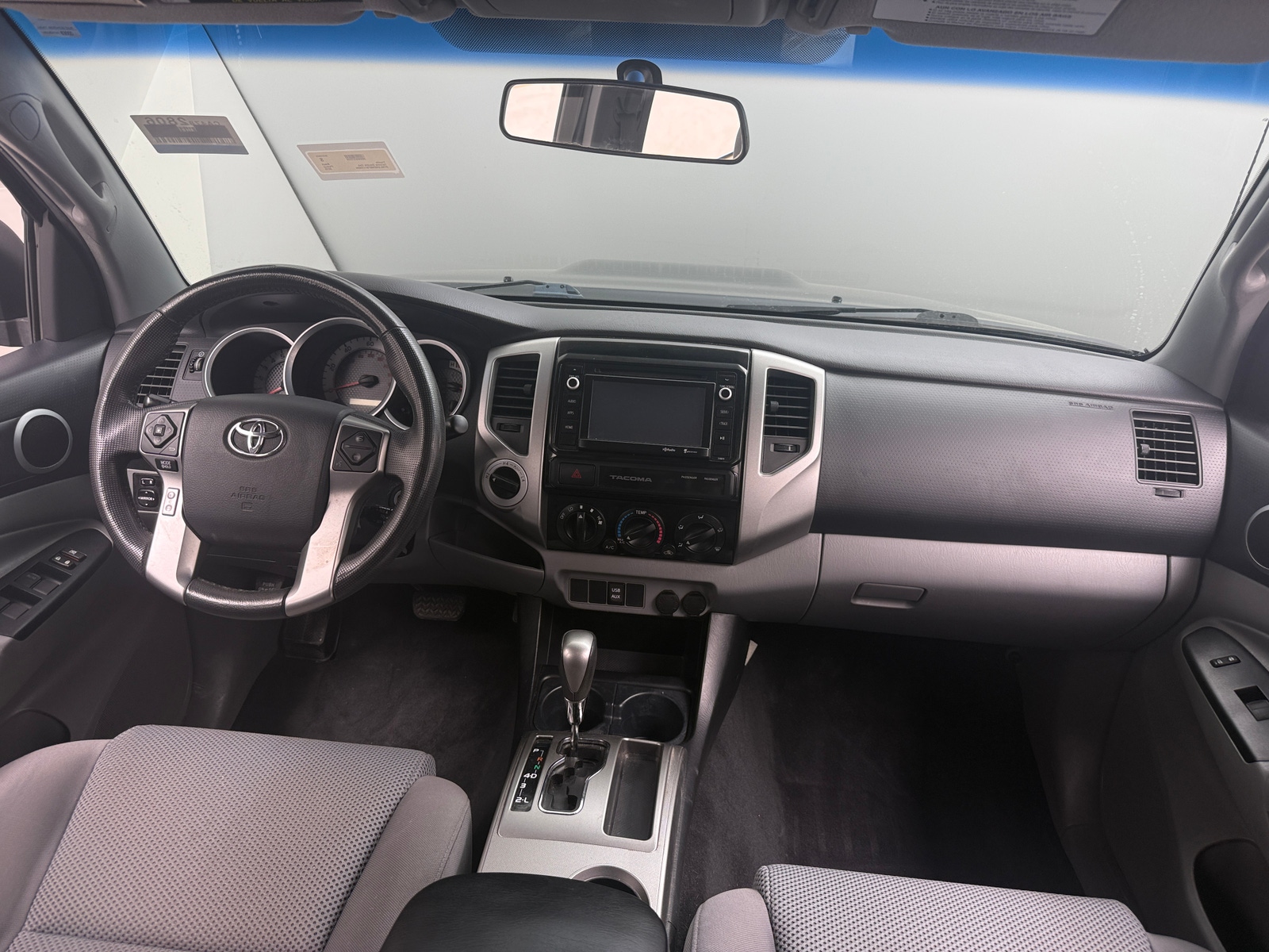 Thumbnail: 2015 Toyota Tacoma - 3