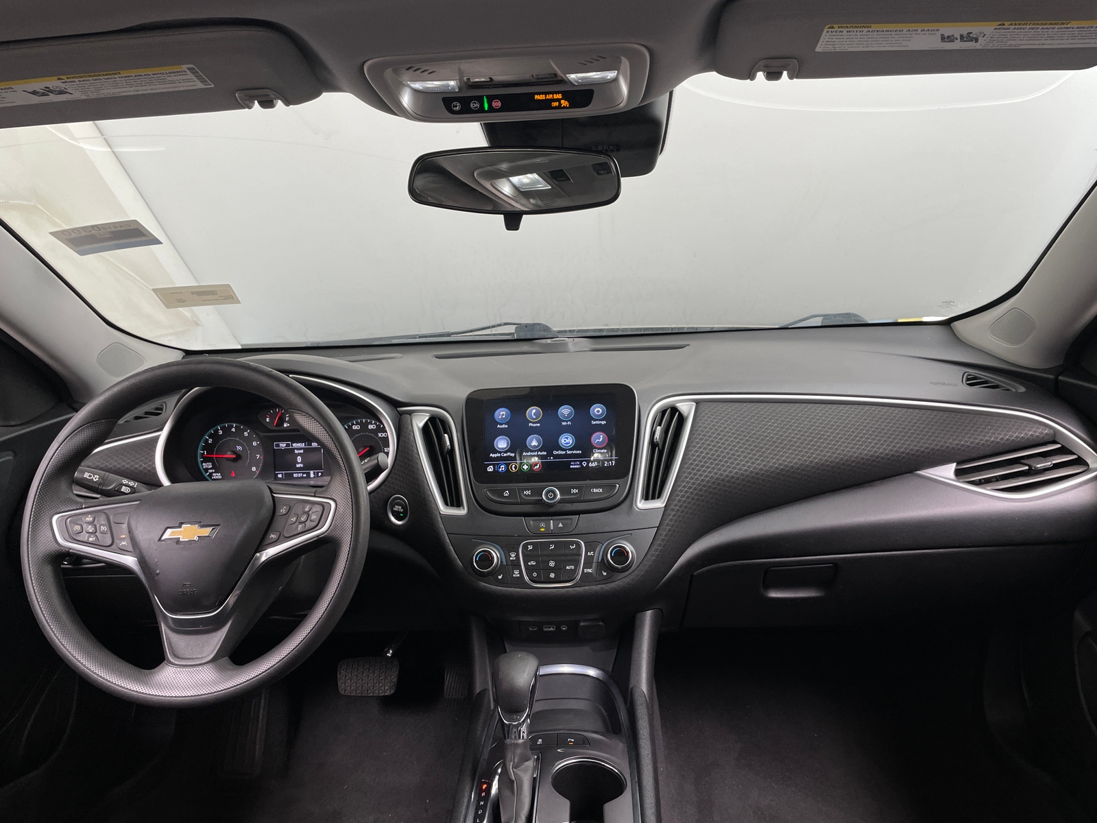 Thumbnail: 2023 Chevrolet Malibu - 3
