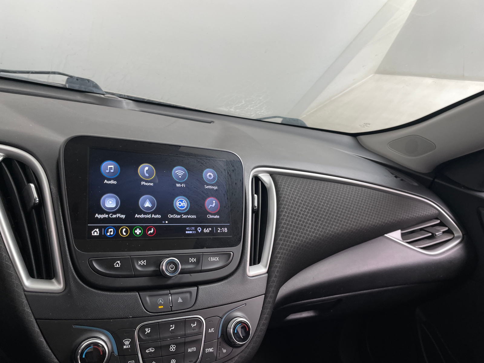 Thumbnail: 2023 Chevrolet Malibu - 4