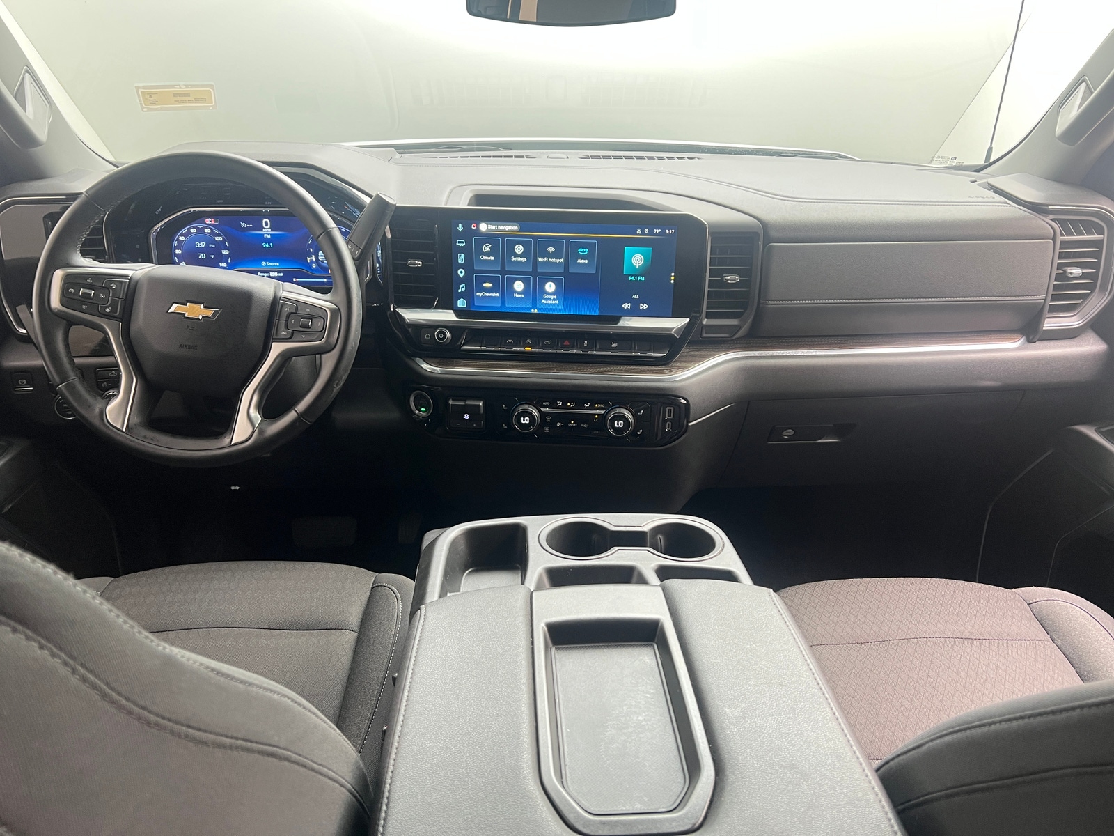 Thumbnail: 2025 Chevrolet Silverado 1500 - 3