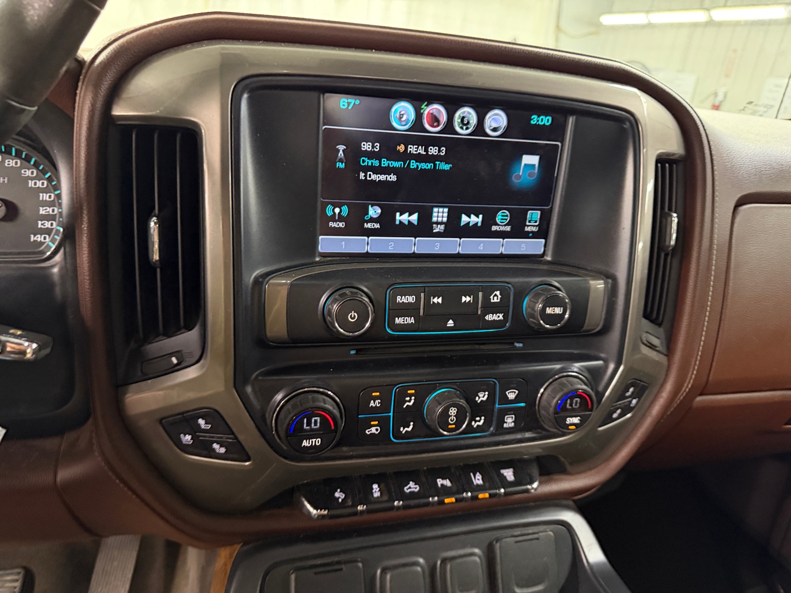 Thumbnail: 2016 Chevrolet Silverado 2500 - 3