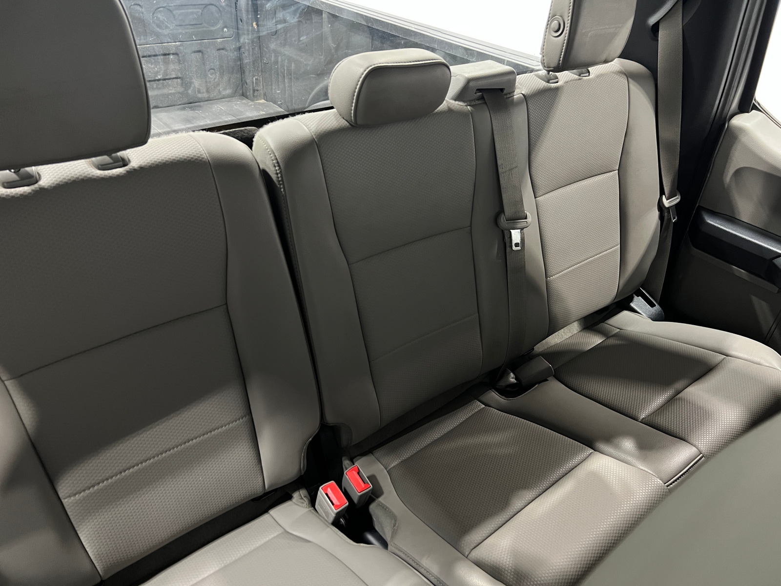 Thumbnail: 2019 Ford Econoline - 6