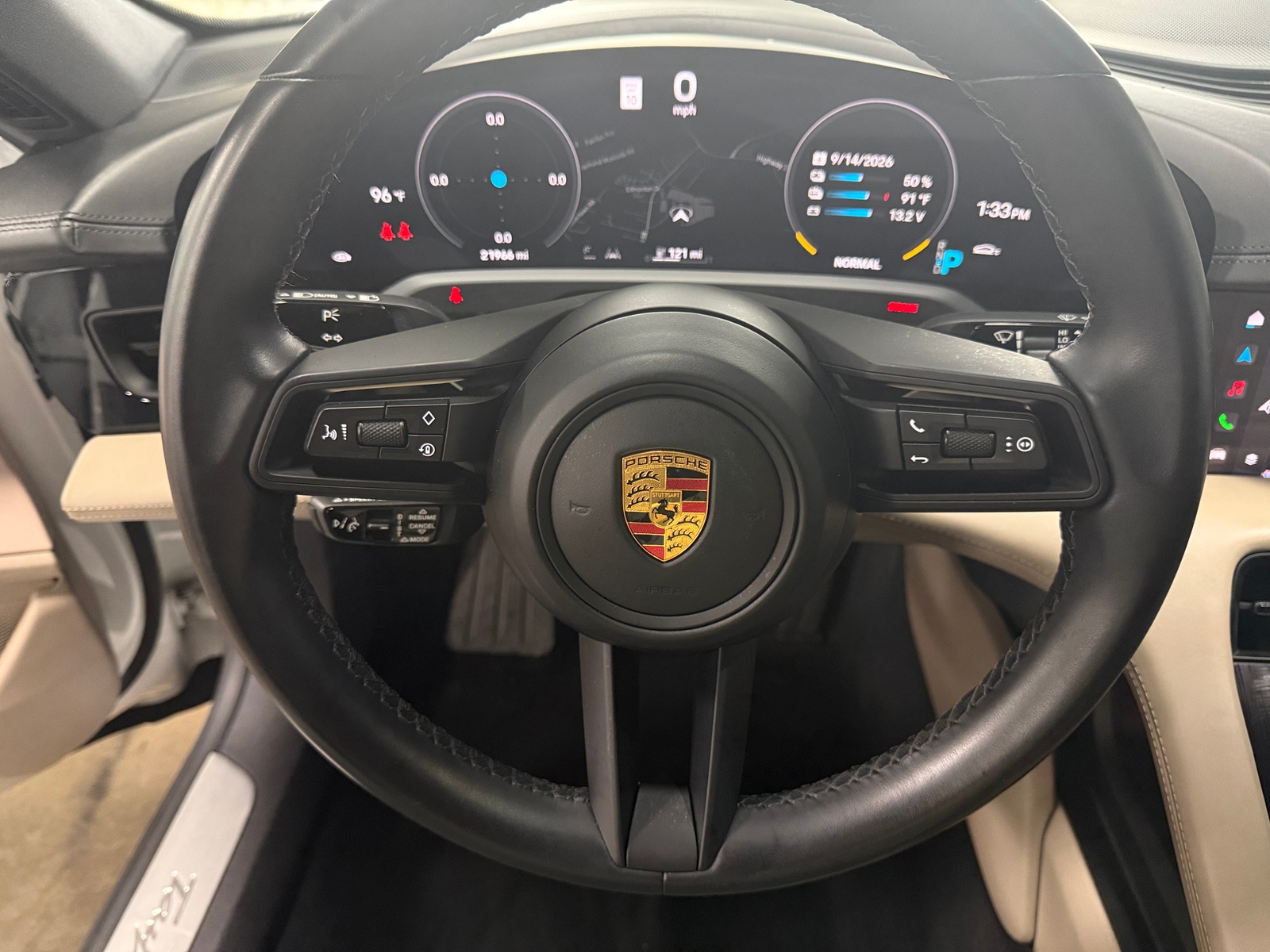 Thumbnail: 2022 Porsche Taycan - 4
