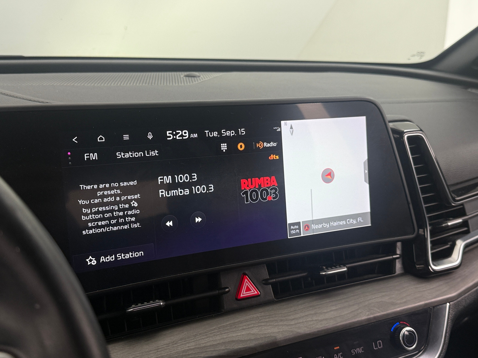 Thumbnail: 2023 Kia Sportage - 3