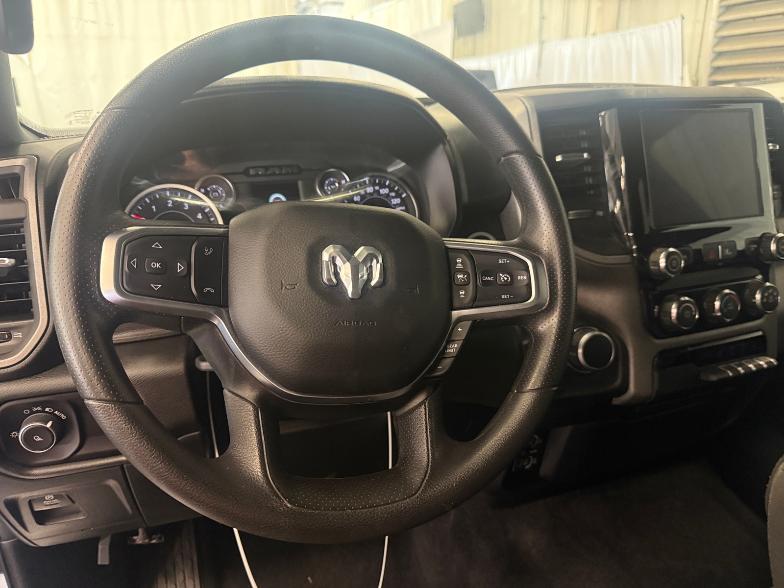 Thumbnail: 2025 RAM 1500 - 5