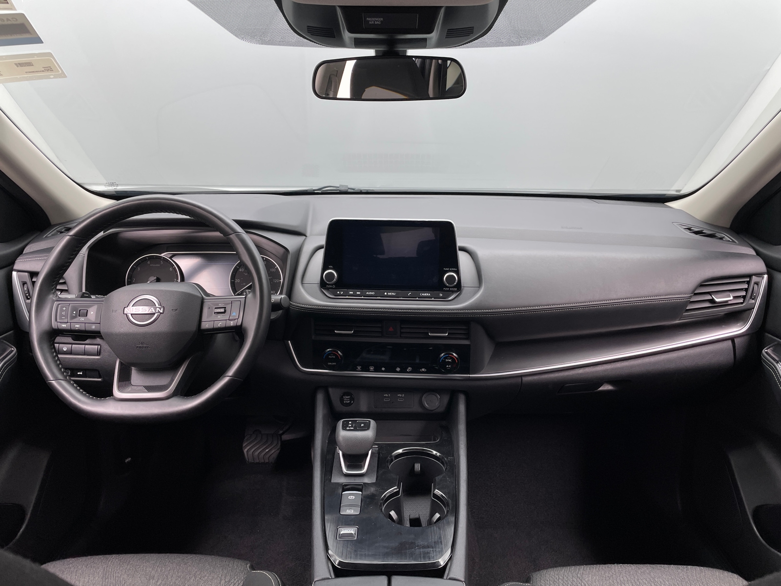 Thumbnail: 2025 Nissan Rogue - 3