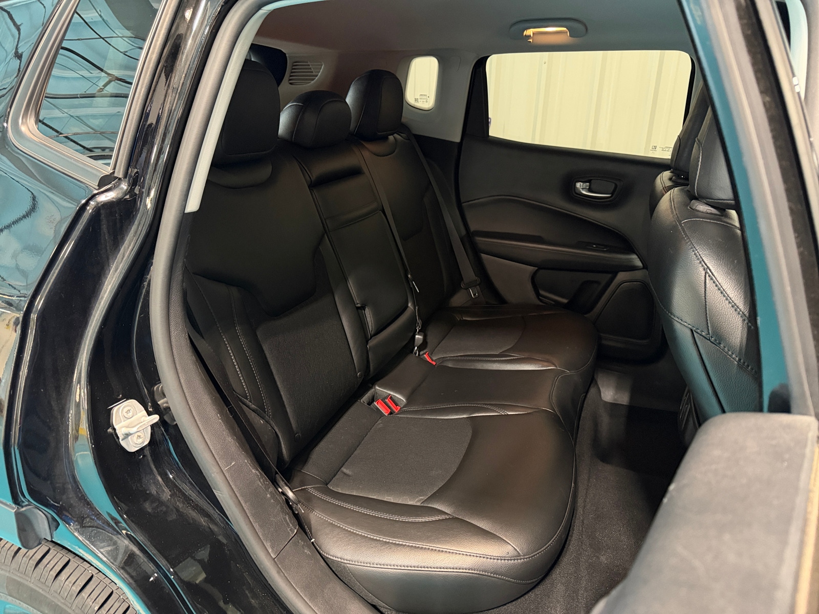 Thumbnail: 2018 Jeep Compass - 6
