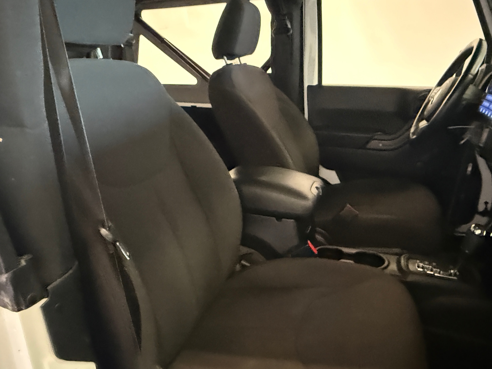 Thumbnail: 2016 Jeep Wrangler - 2