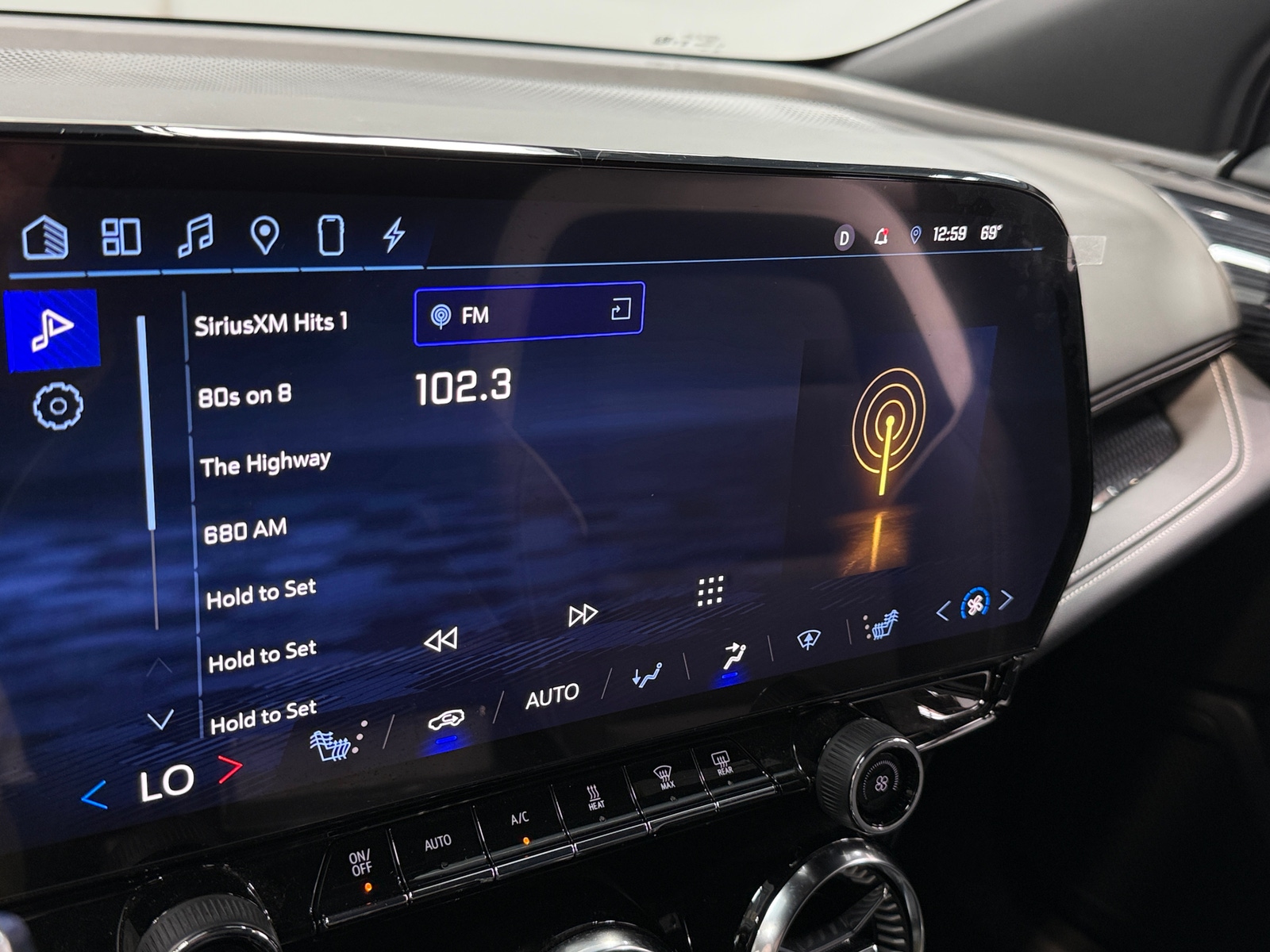Thumbnail: 2024 Chevrolet Blazer EV - 3