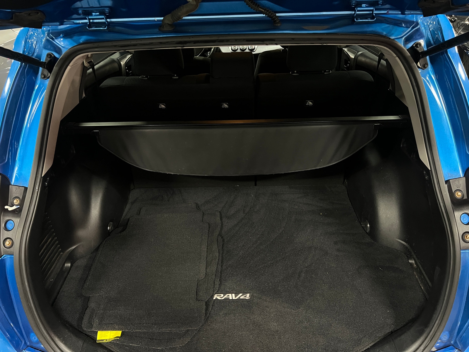 Thumbnail: 2016 Toyota RAV4 - 7