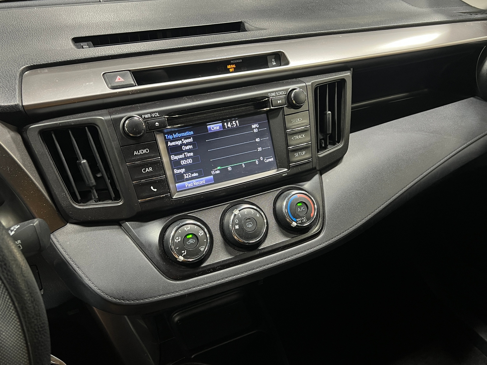 Thumbnail: 2016 Toyota RAV4 - 4