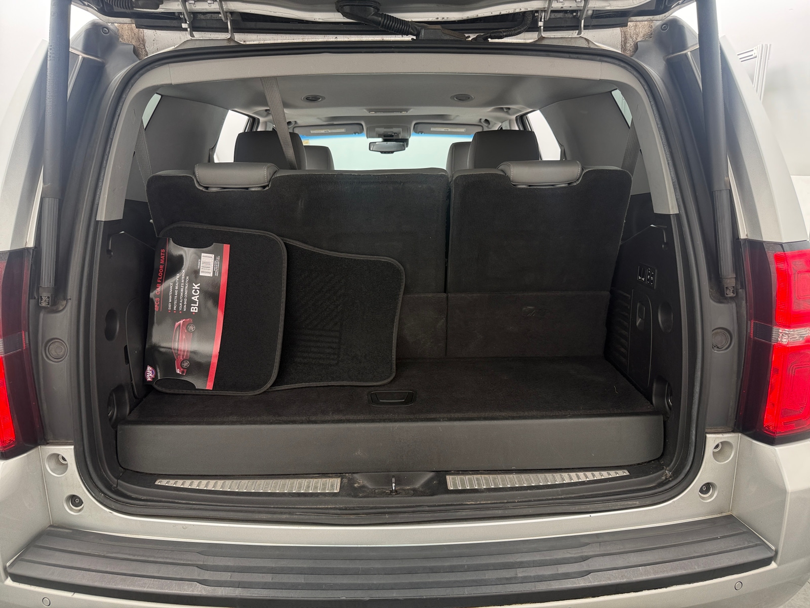 Thumbnail: 2016 Chevrolet Tahoe - 6