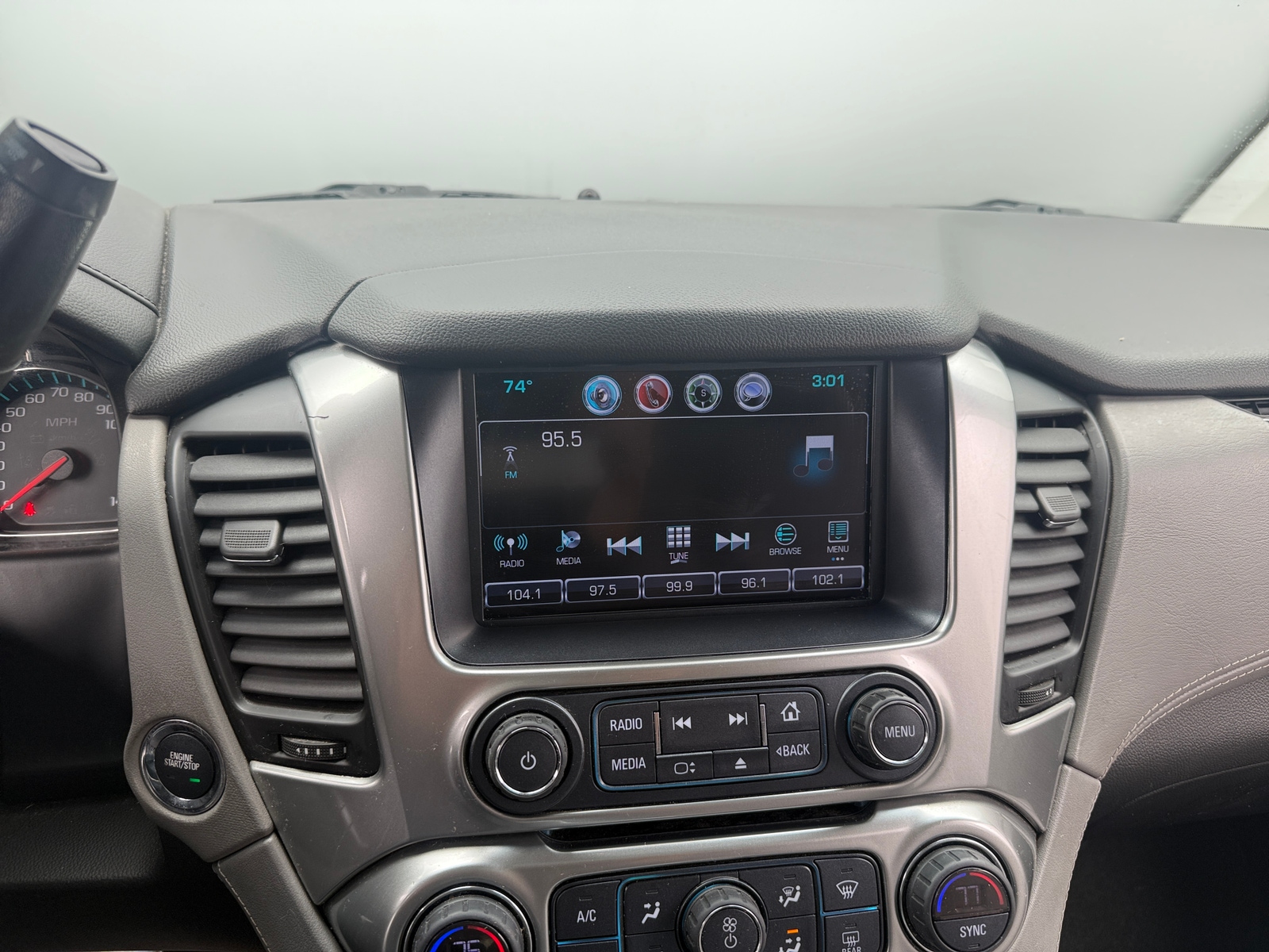 Thumbnail: 2016 Chevrolet Tahoe - 3