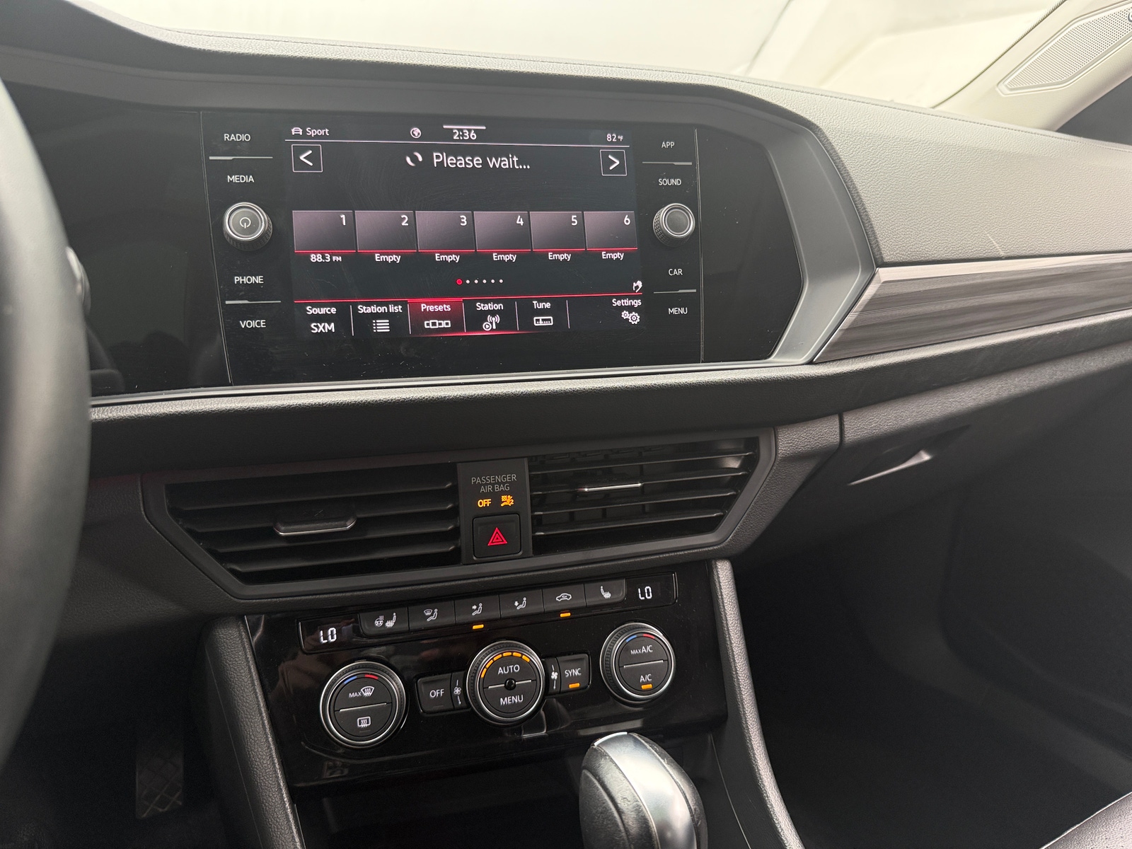 Thumbnail: 2021 Volkswagen Jetta - 3
