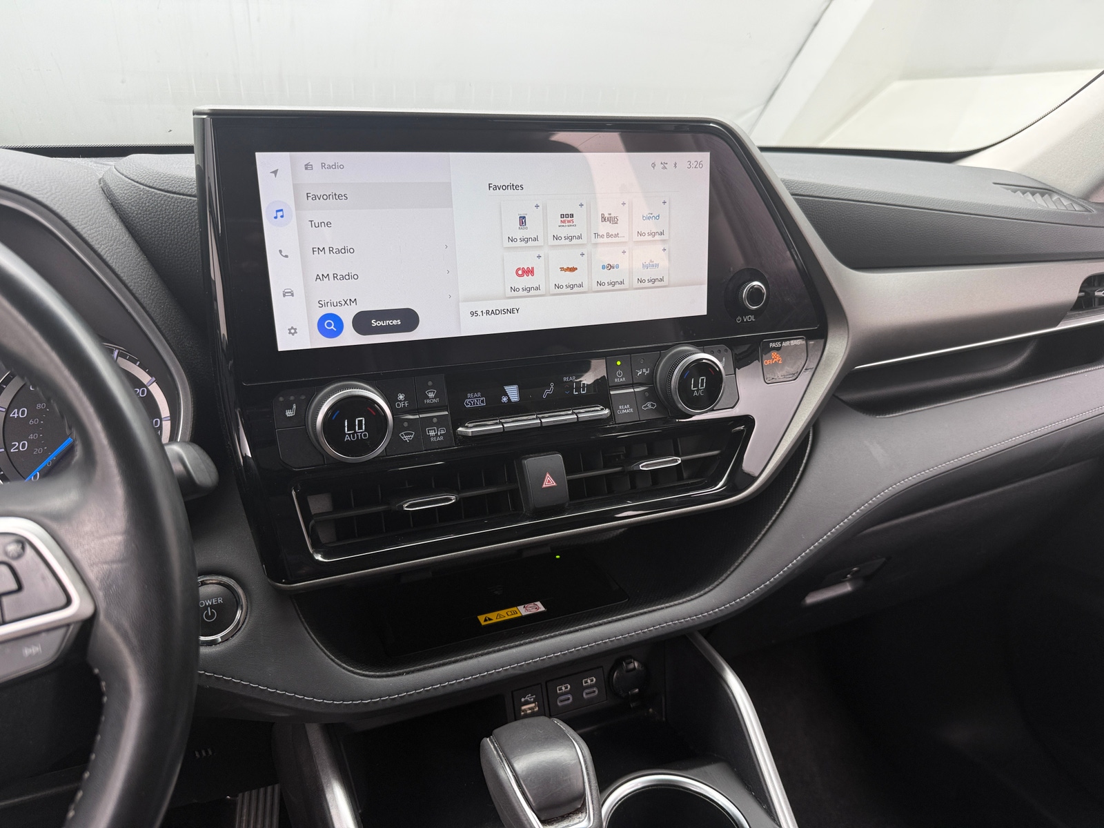 Thumbnail: 2023 Toyota Highlander - 4