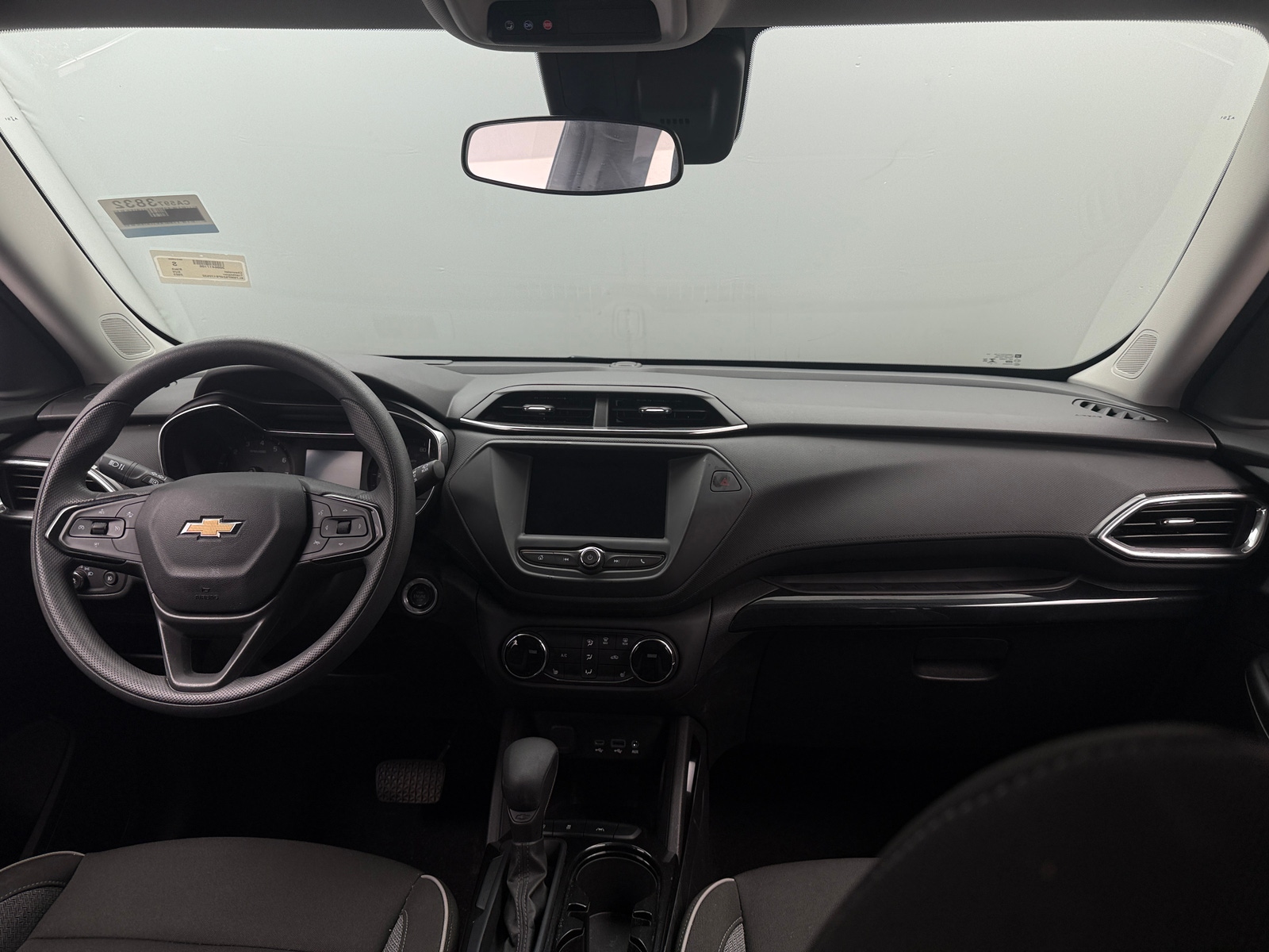 Thumbnail: 2023 Chevrolet TrailBlazer - 3