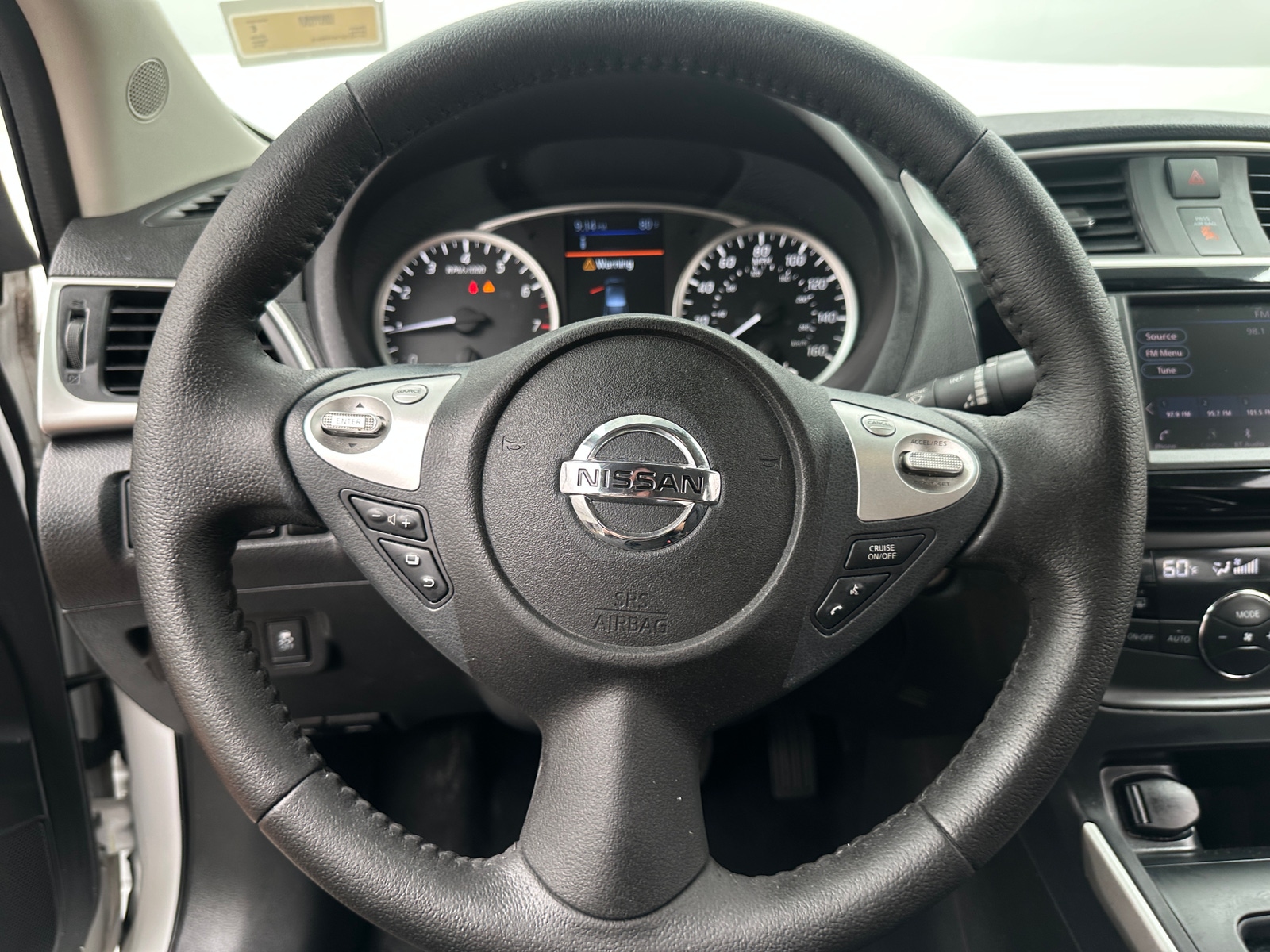 Thumbnail: 2019 Nissan Sentra - 5