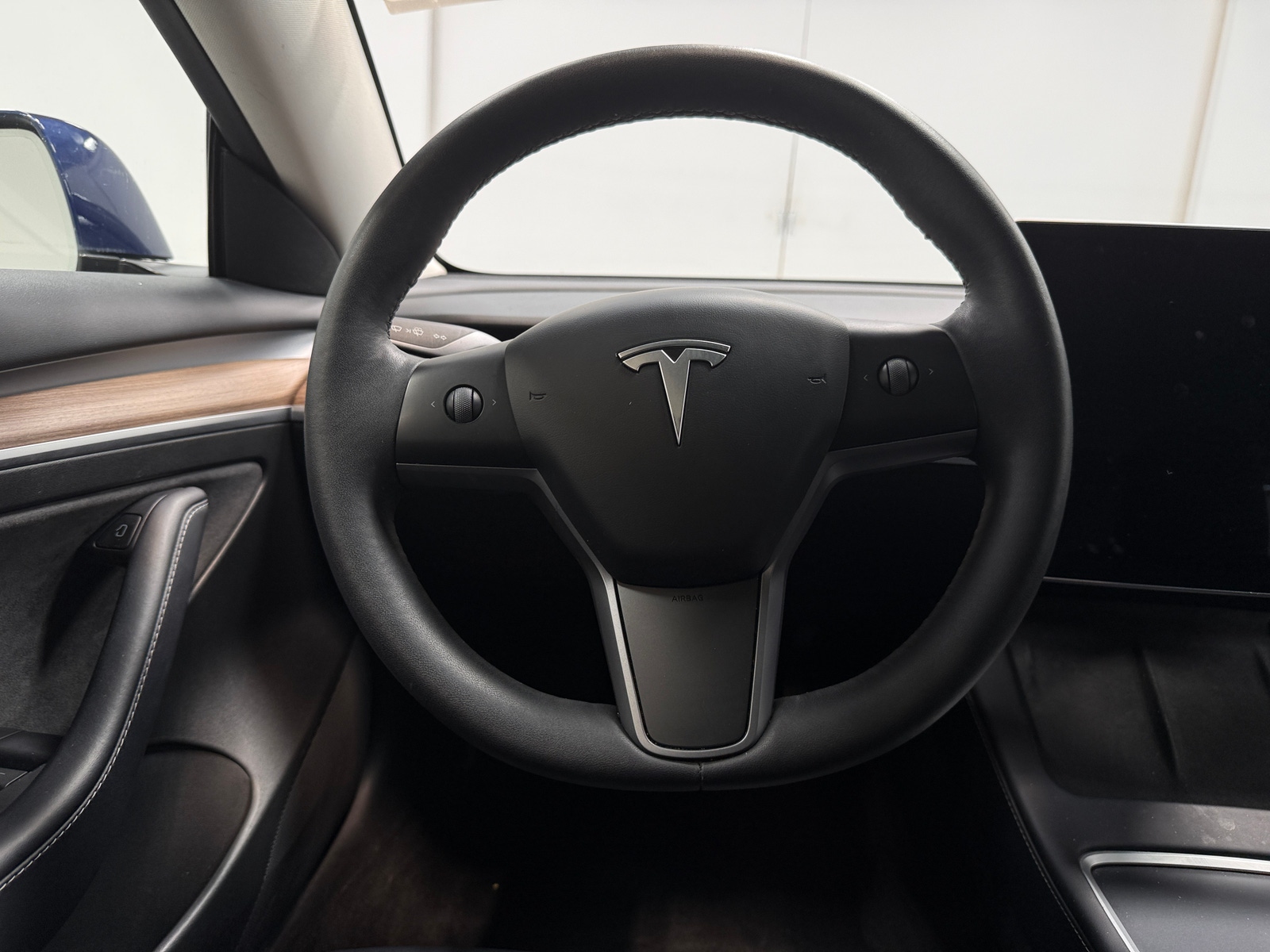 Thumbnail: 2023 Tesla Model 3 - 4