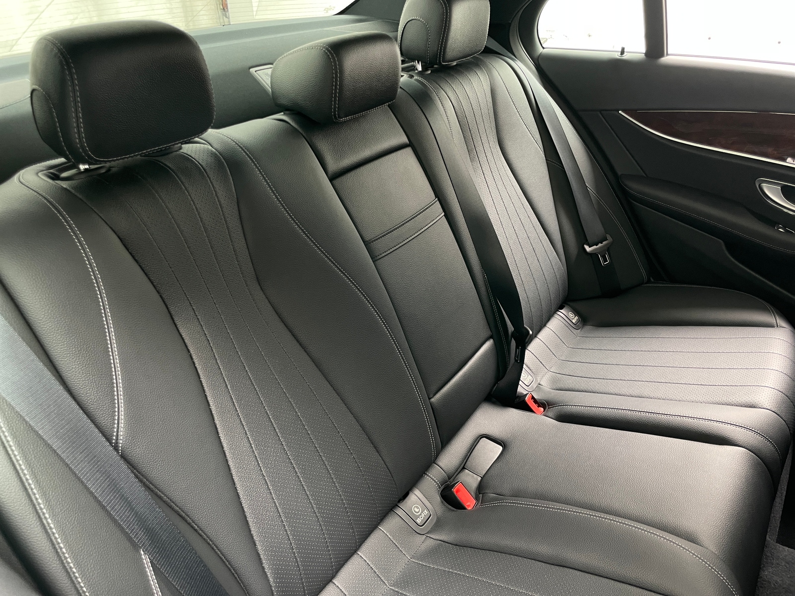 Thumbnail: 2020 Mercedes-Benz E-Class - 5