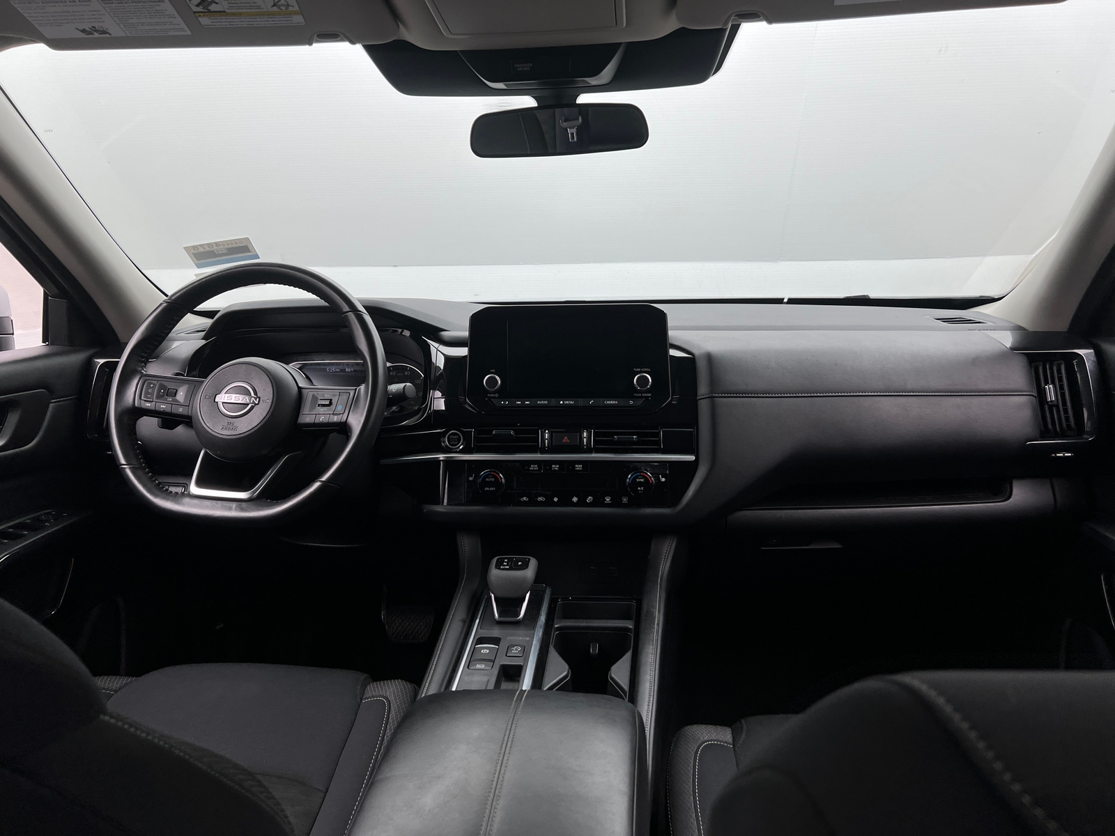 Thumbnail: 2024 Nissan Pathfinder - 3
