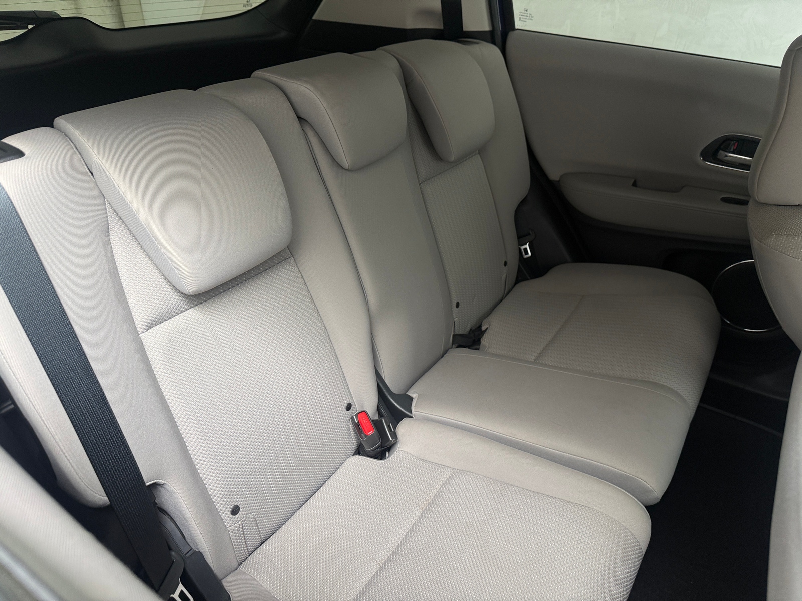 Thumbnail: 2016 Honda HR-V - 6