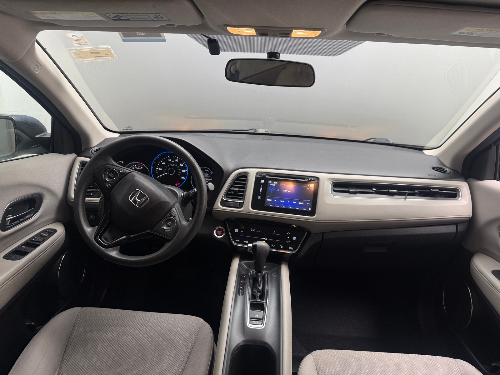 Thumbnail: 2016 Honda HR-V - 3