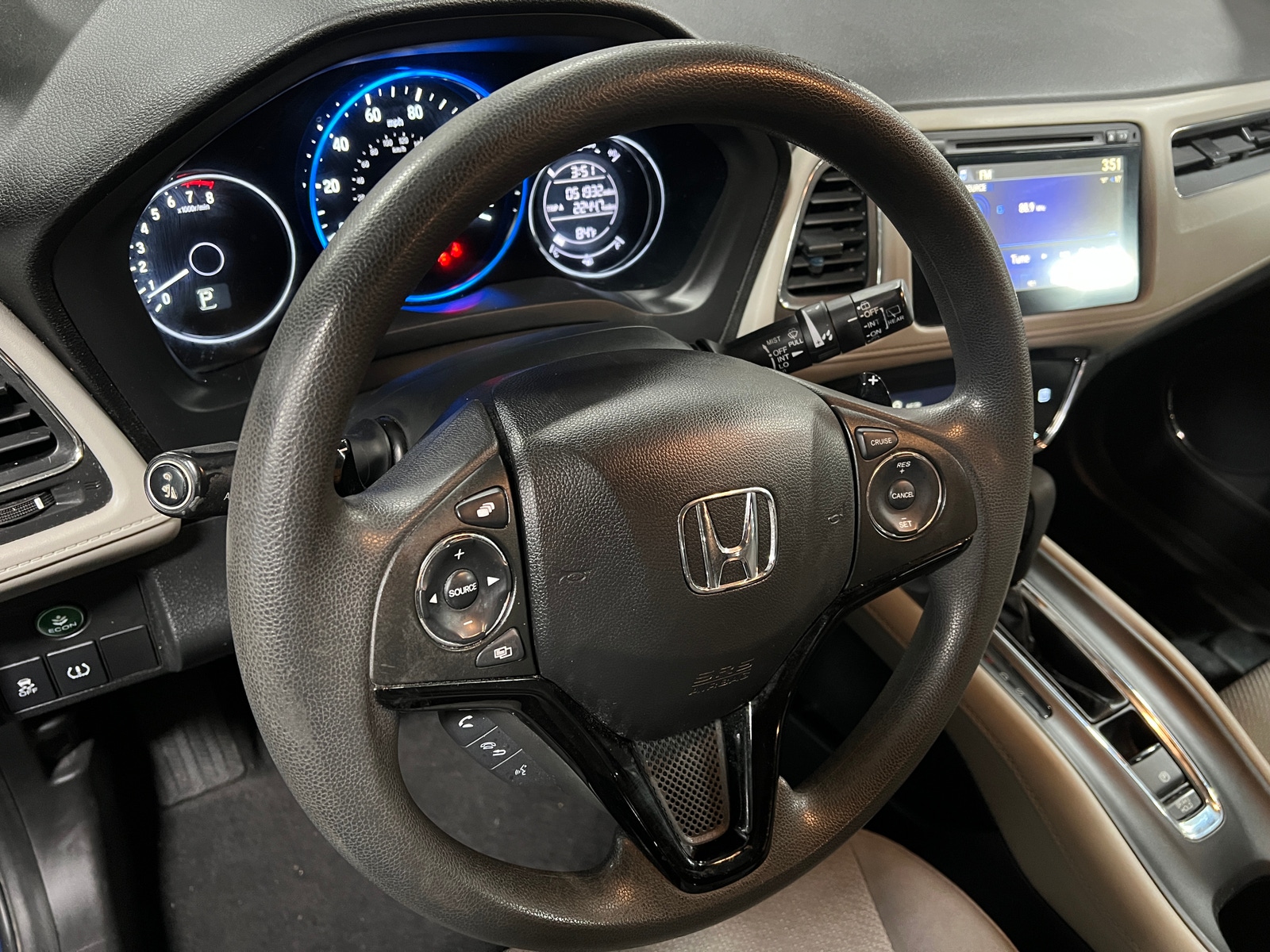 Thumbnail: 2016 Honda HR-V - 5