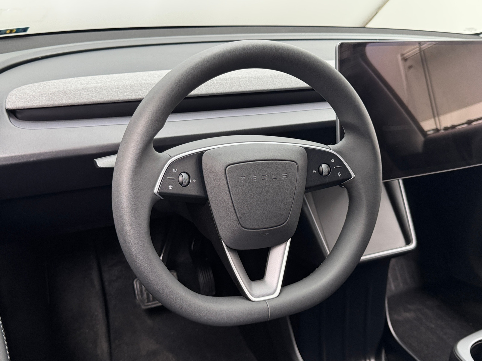 Thumbnail: 2026 Tesla Model Y - 5