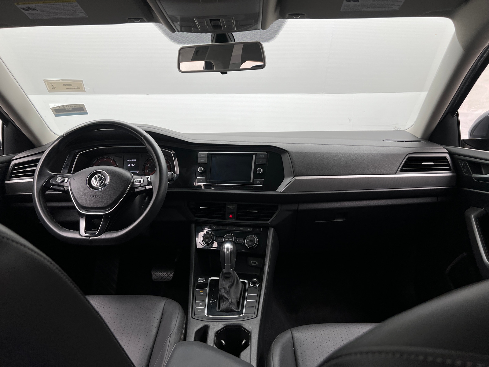 Thumbnail: 2019 Volkswagen Jetta - 2